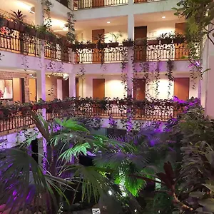 Hotel Solitaire, Berlín